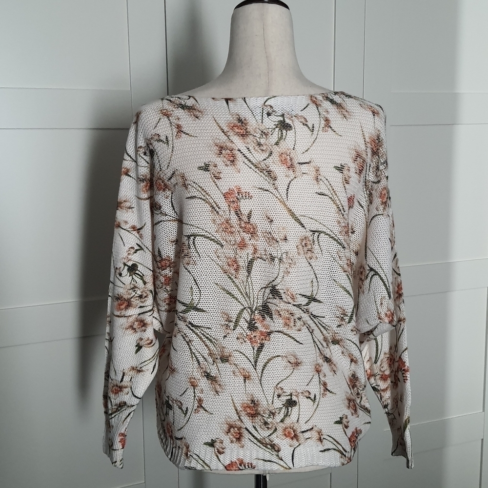 Italian Collezioni Leonardo Floral Knit Sweater Womens Size Small Spring Neutral - Picture 4 of 14